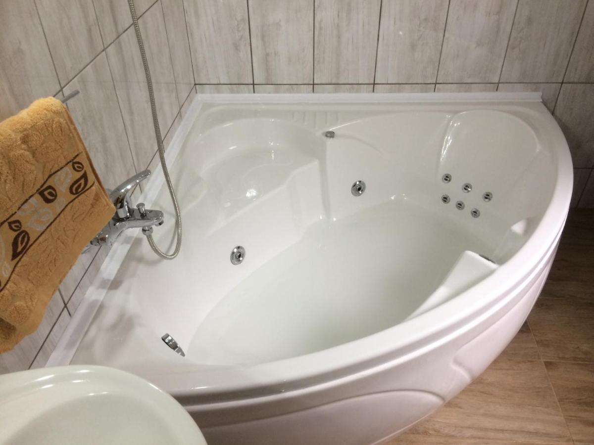 Gadoros Vendeghaz Hotel Egerszalók Eksteriør billede